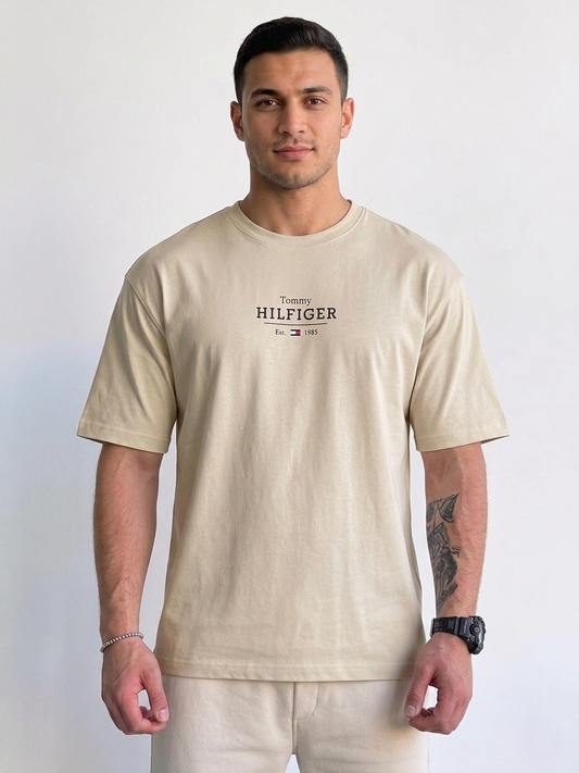 Relaxed Tomy Tee